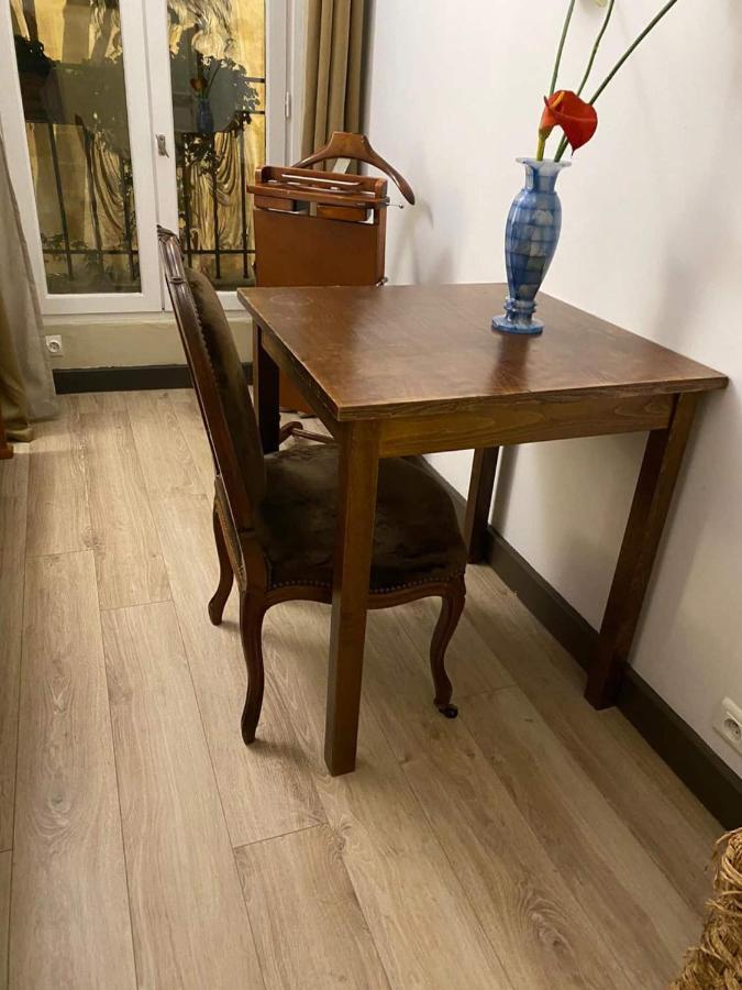 Romantic Apartment In Parijs Buitenkant foto